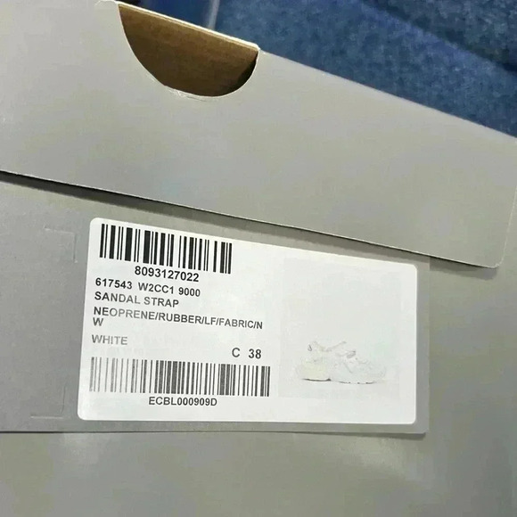 NIB Balenciaga Unisex Track Neoprene Rubber Velcro Strap Sandals White 8 - Picture 13 of 13